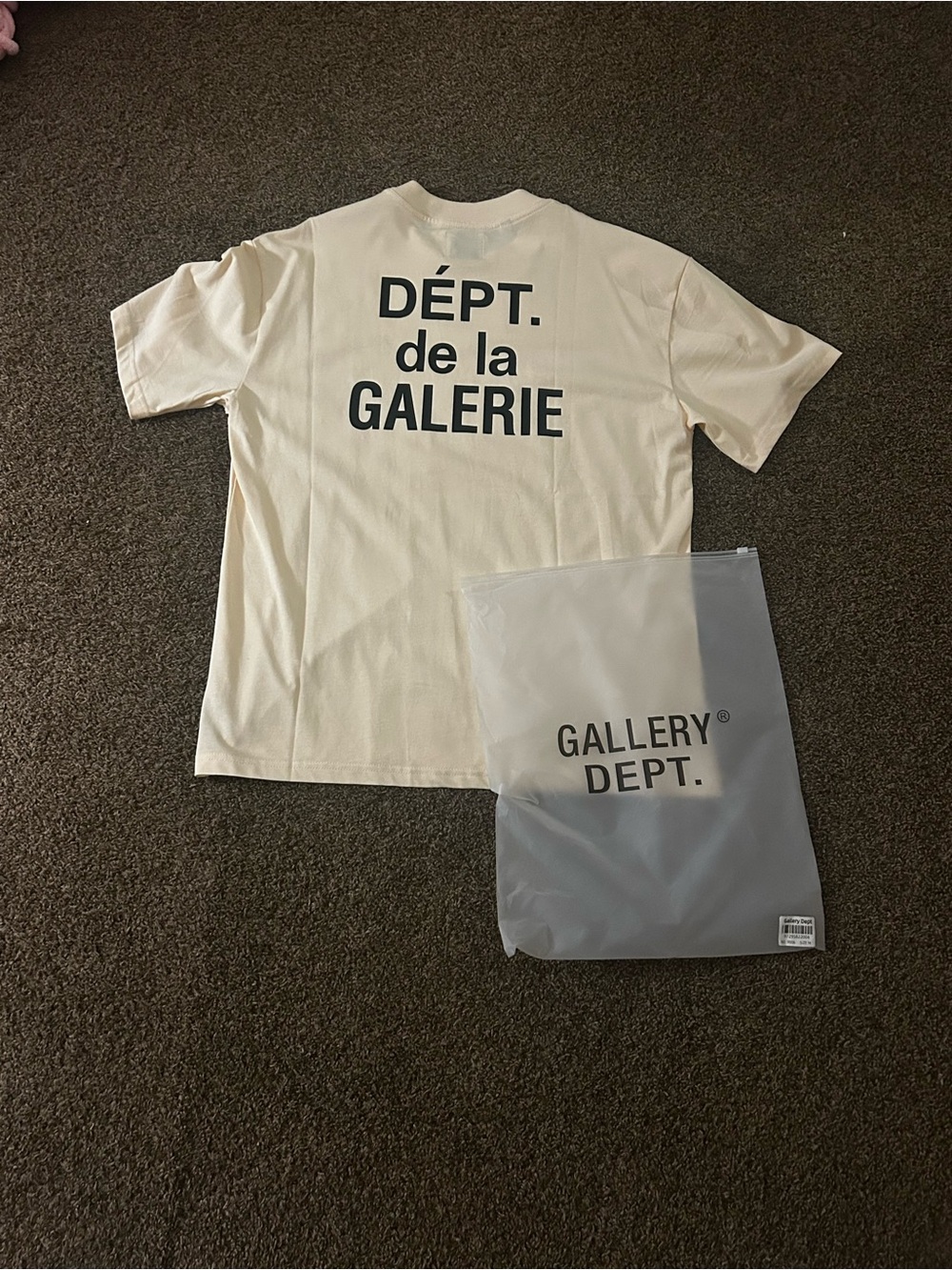 Gallery Dept Cream Tee Size M